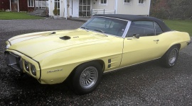 Pontiac Firebird 400