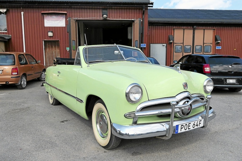 Ford Custom Convertible