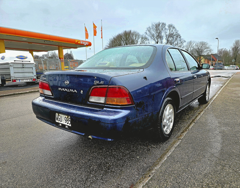 Nissan Maxima 3.0 V6