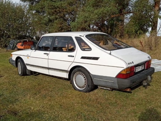 Saab 900 i Combi Coupé