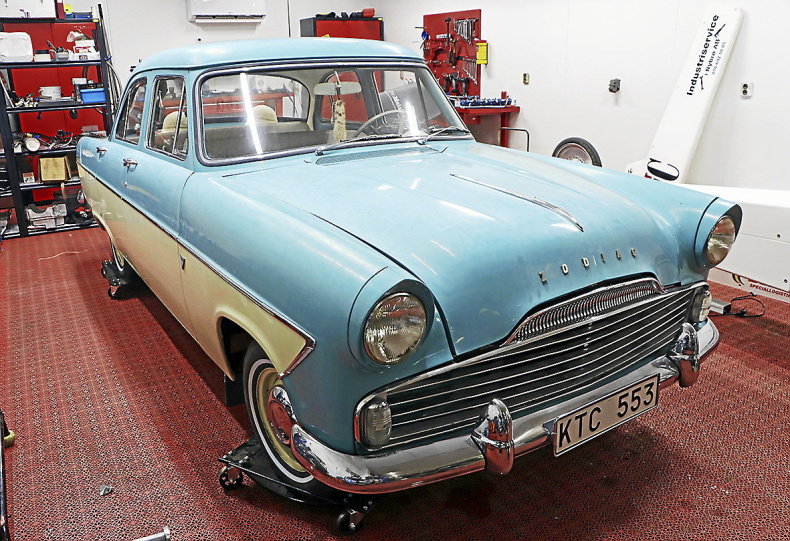 Ford Zodiac Mark II