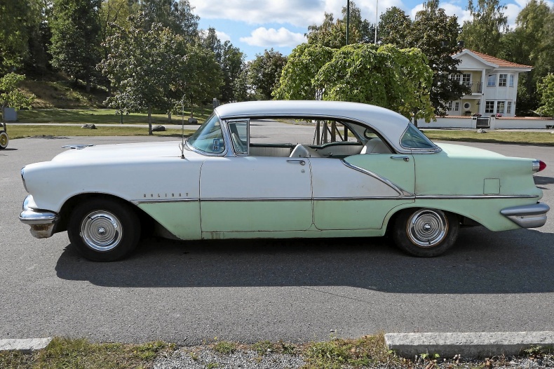 Oldsmobile 88 Hardtop