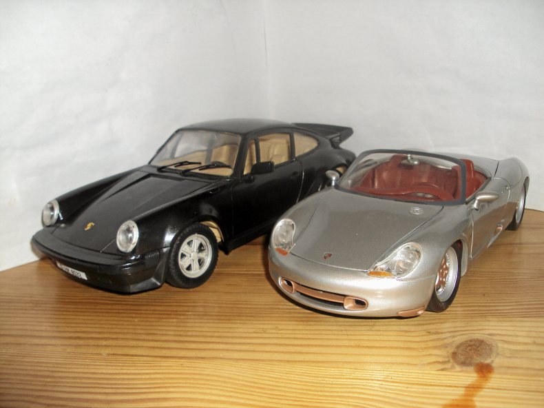 1:18 Porsche 911 Turbo och Porsche Cab