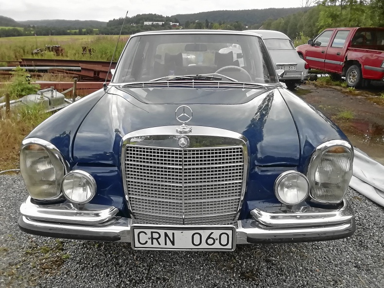 MERCEDES-BENZ 280S 108/109