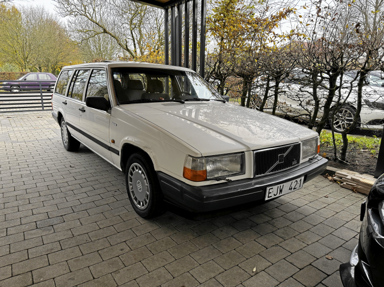 Volvo 745 automat