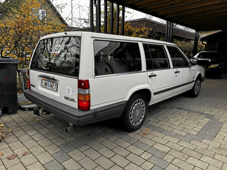 Volvo 745 automat