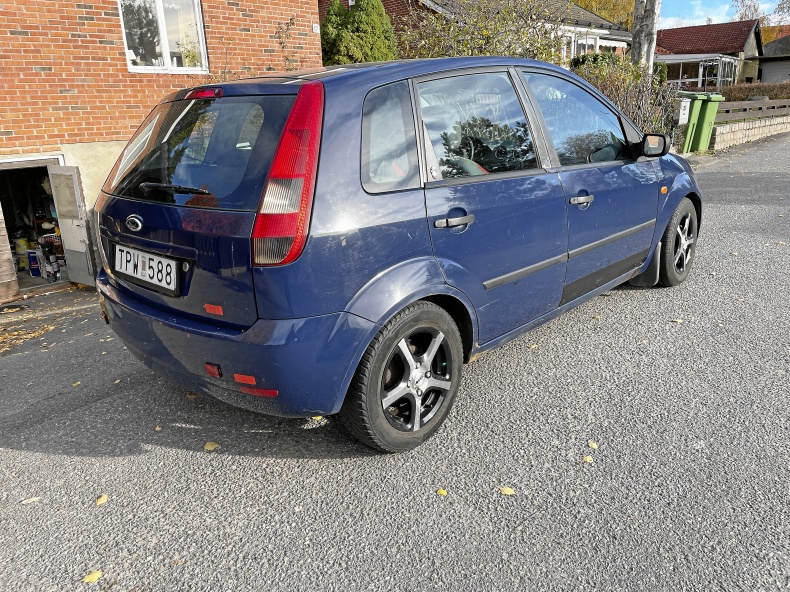 Ford Fiesta Ghia 1,6